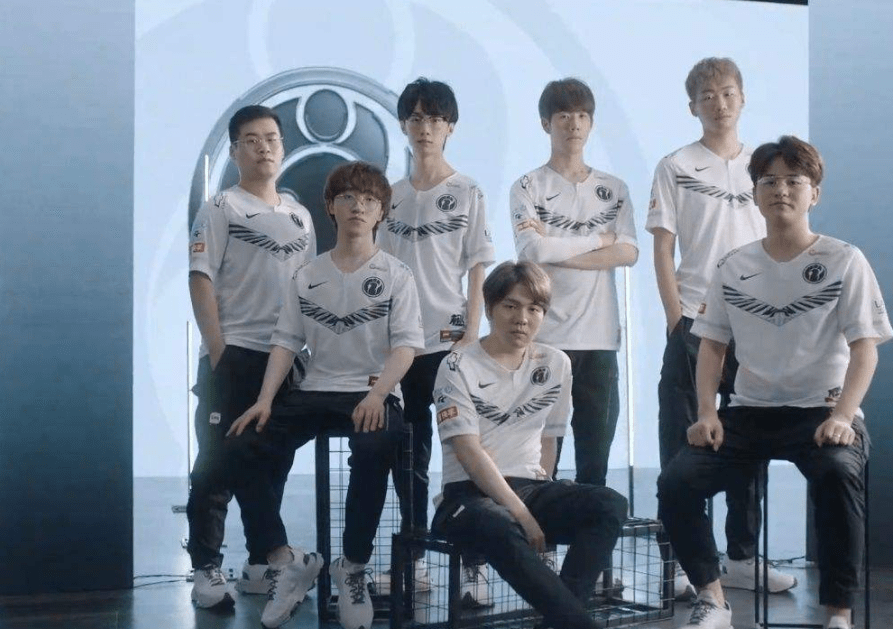 但根据外界 但根据外界